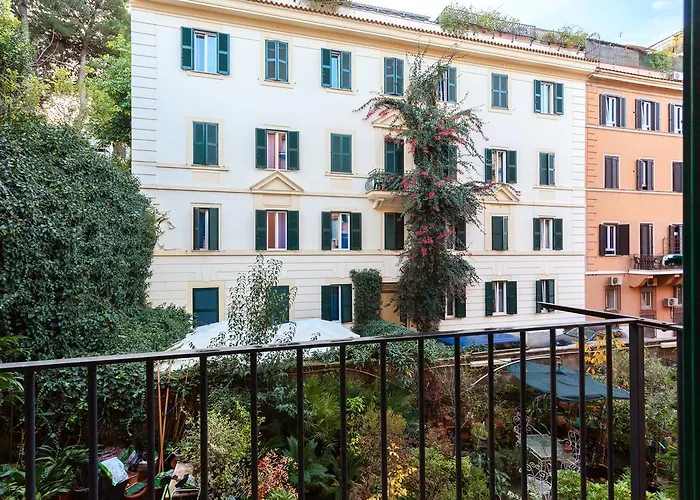 Holiday home Vatican Loris House *