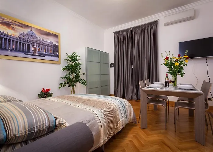 Vatican Loris House Holiday home *